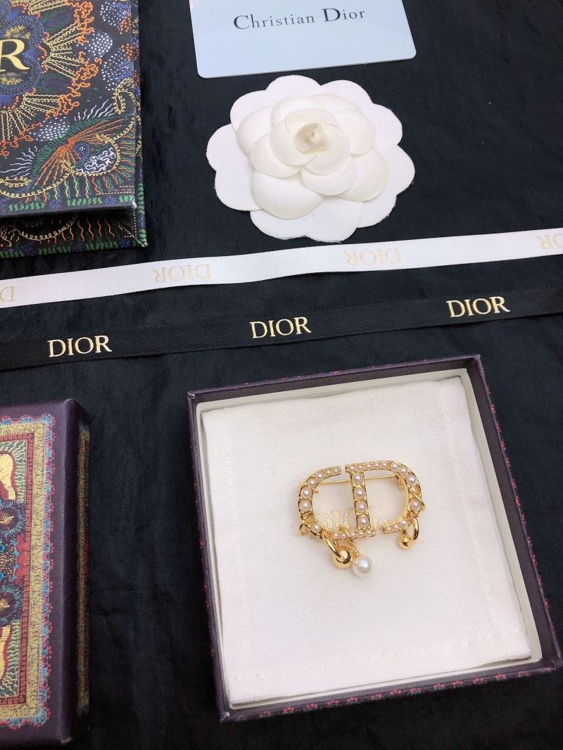 Christian Dior Brooches